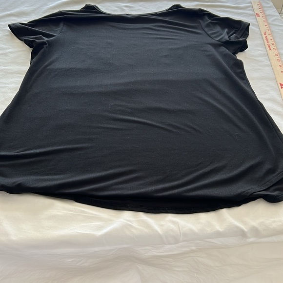 Free Kisses Plus Fearless Black and Metallic T-Shirt Sz 2X - Picture 10 of 10